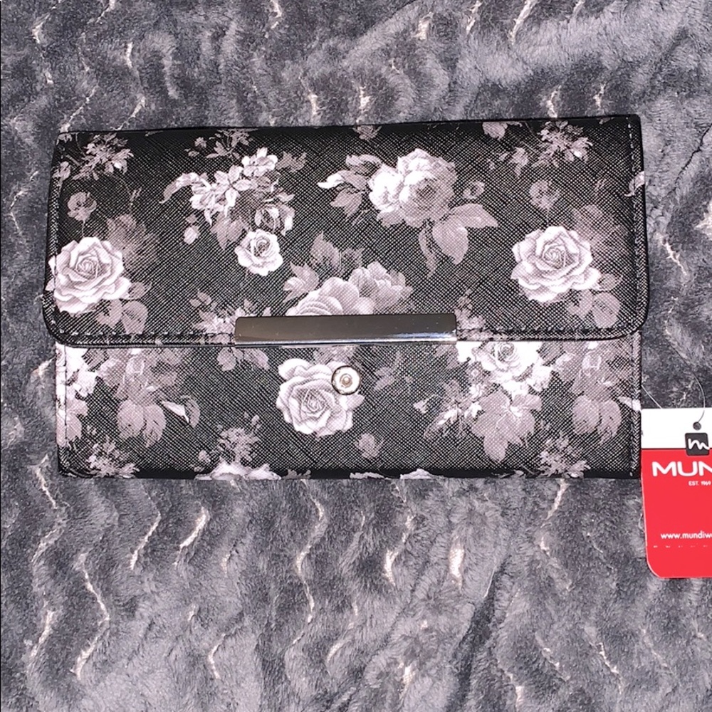 NWT MUNDI WALLET